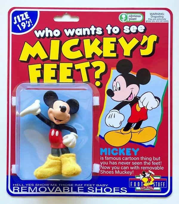 who wants to set MICKEYS HET? MICKEY is famous cartoon thing but vou has never seen the feet!! Now you can with removable Shoes Muckey!