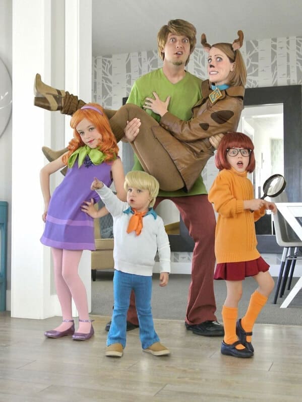 best halloween costumes 2023 Scooby doo family