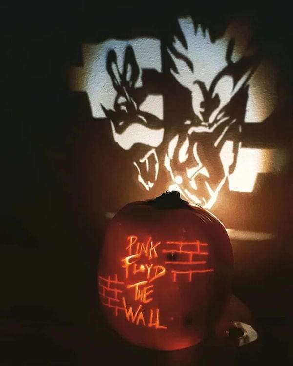 best pumpkin carving design pink Floyd the wall