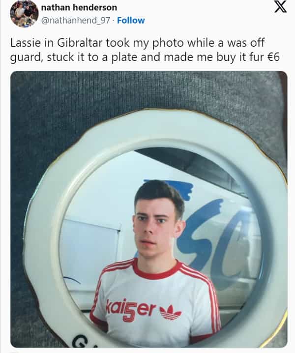 Scottish twitter Lassie in Gibraltar took my photo while a was off guard, stuck it to a plate and made me buy it fur €6