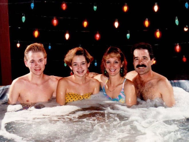 awkward family Christmas photos