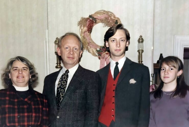 Awkward family photos 