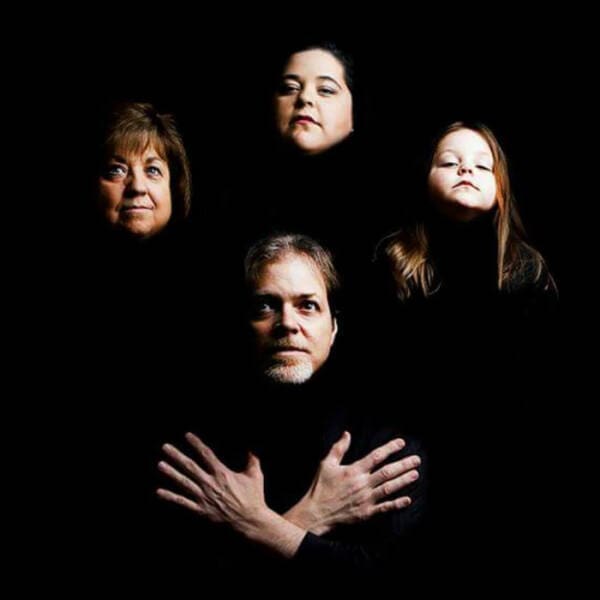 Awkward family photos queen photo