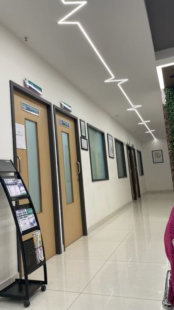 Clever Designs cardiac lights in hospital