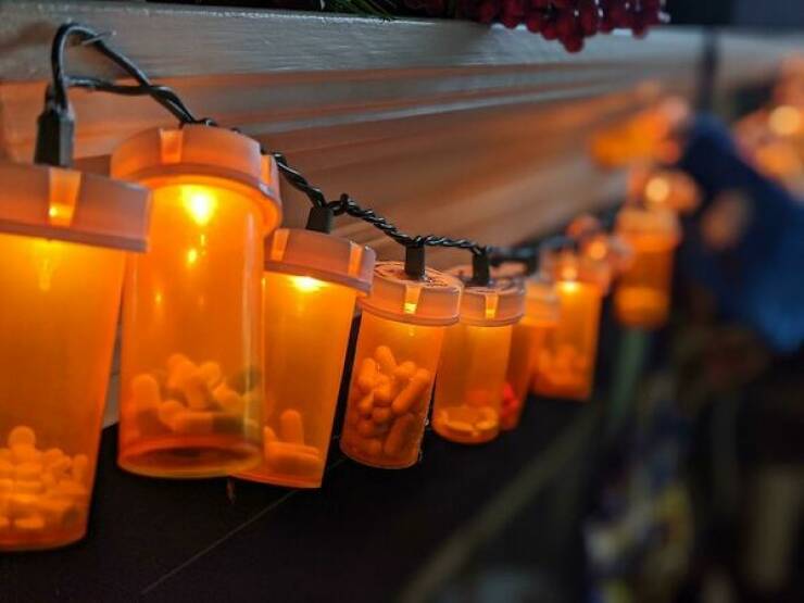 depressing memes pill lights