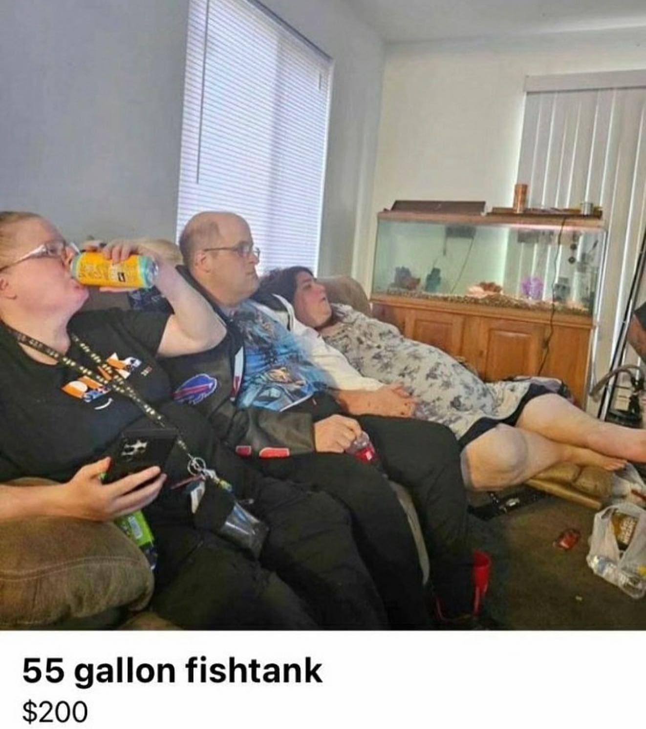 funny memes 55 gallon fishtank family on couch