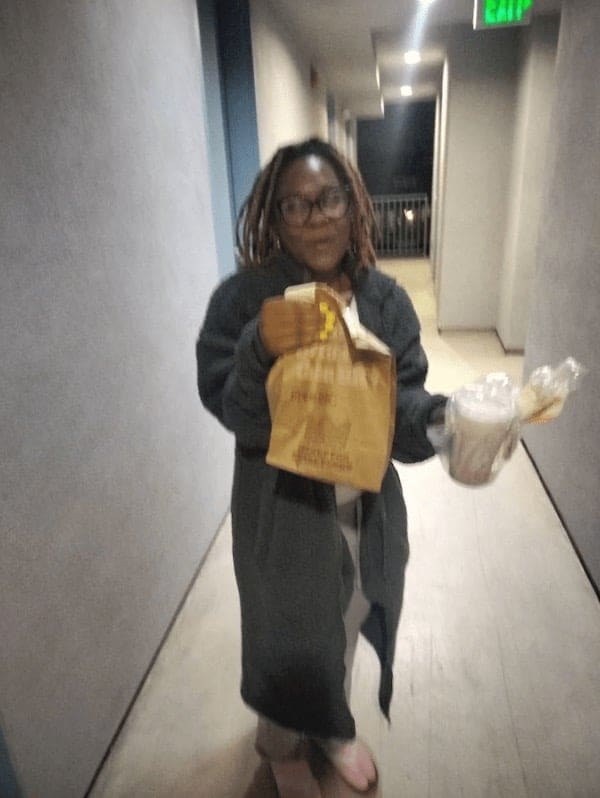 funny DoorDash delivery photo