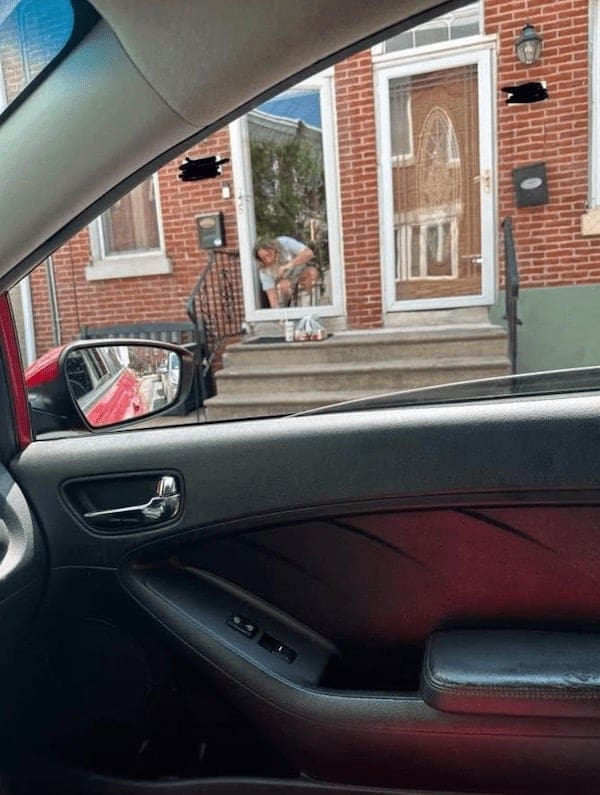 funny DoorDash delivery photo