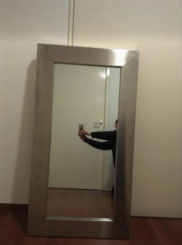 People trying to sell mirrors 