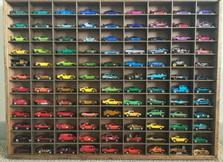 cars on wall by colour