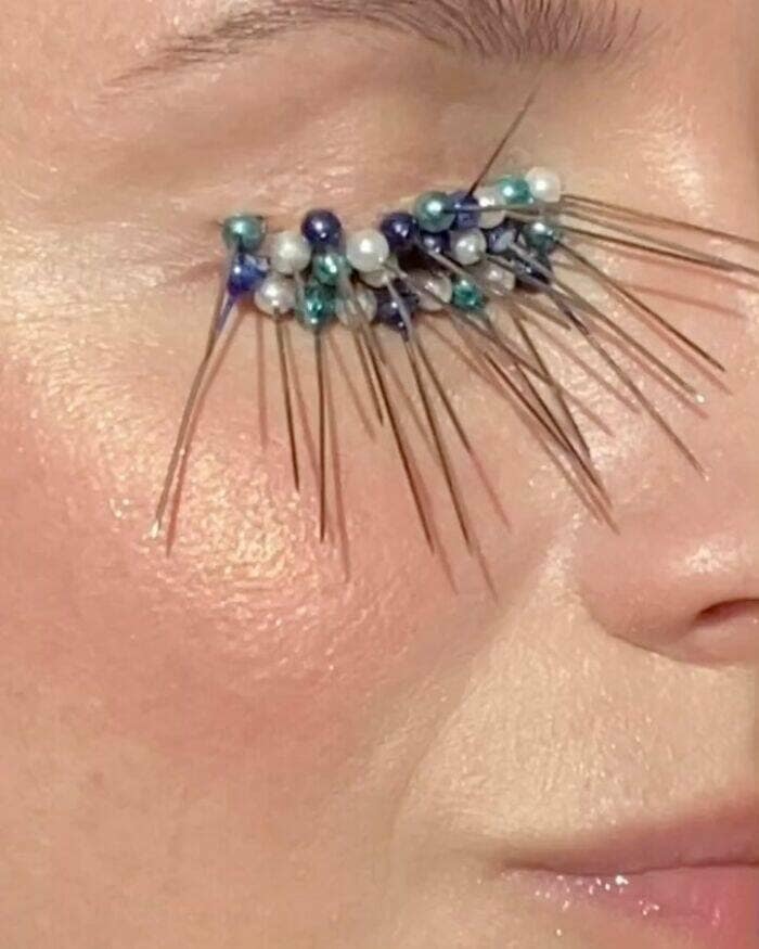 weird fashion, bizarre fashion choices