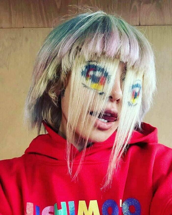 weird fashion, bizarre fashion choices