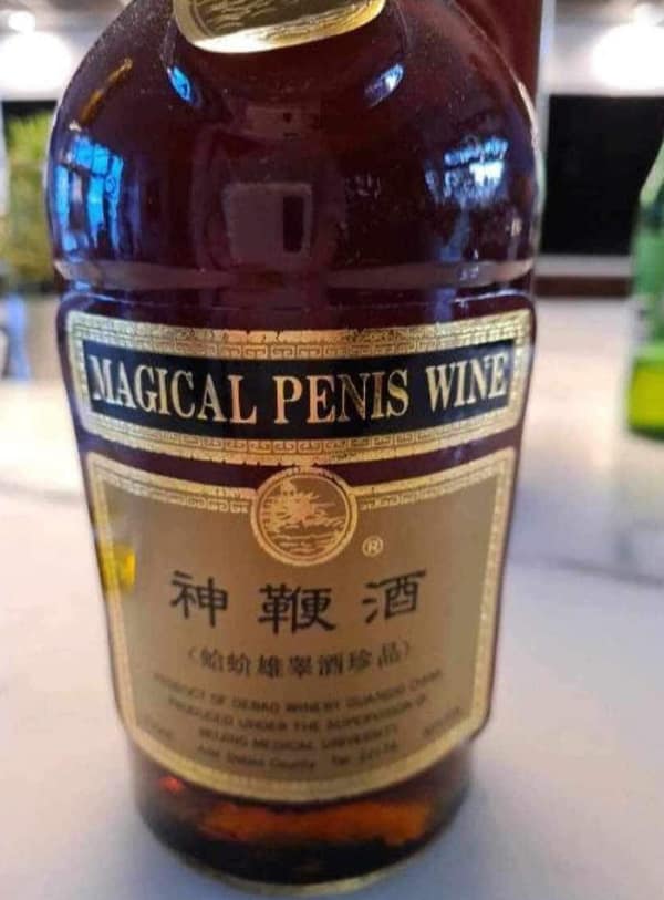 cursed images, weird and bizarre, unsettling sights, creepy coincidences, haunted images, eerie occurrences, macabre sightings