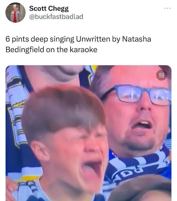 funny memes 6 pints deep singing Unwritten by Natasha Bedingfield on the karaoke
