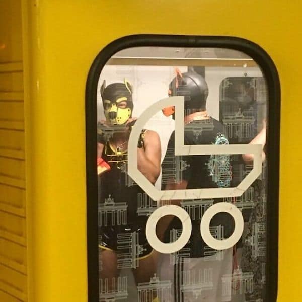 spotted on the subway, unusual public transit encounters