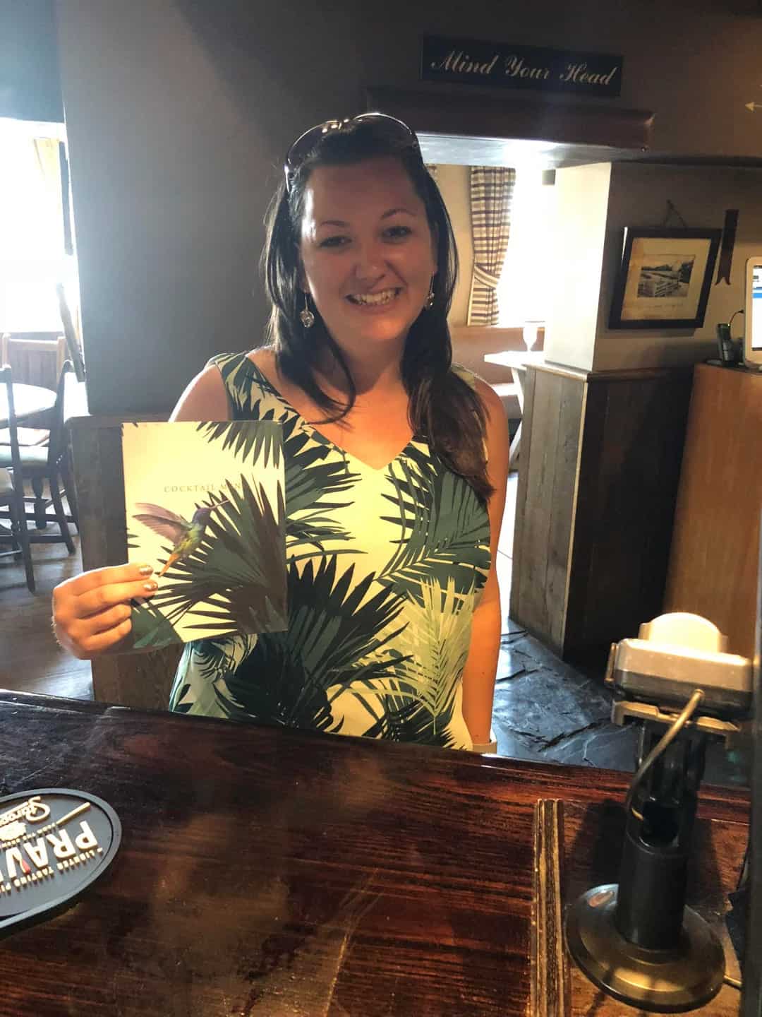 accidental camouflage, Camouflage fails, unintentional blending, hilarious disguise mistakes)