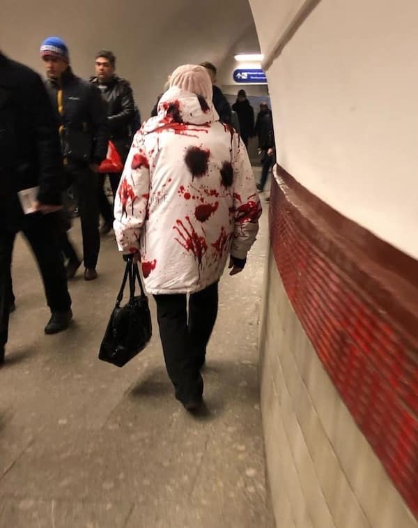 fashion faux pas, weird fashion, Funny Fashion Fails, Questionable Outfits, Wardrobe Malfunctions, fashion crimes, hilarious clothing choices, sartorial mishaps