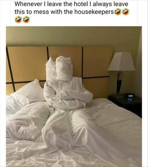 cursed images, weird photos, bizarre pictures, creepy images, unsettling images, eerie photos, strange pictures