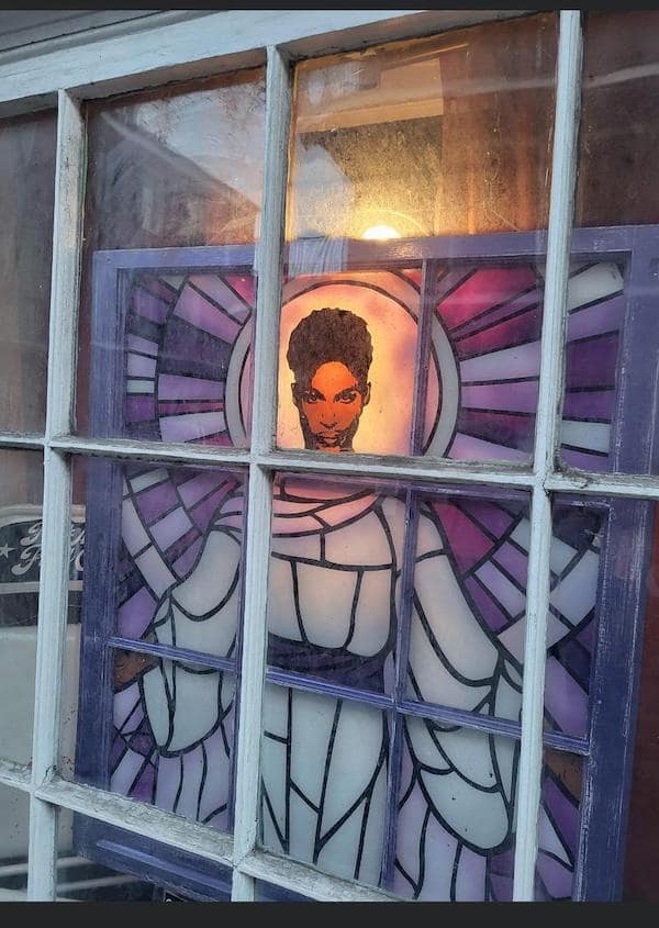 cursed images, Unexplained Online Photos, Disturbing Internet Finds, The Uncanny Valley