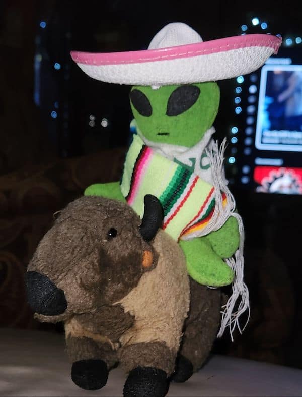 cursed images, Unexplained Online Photos, Disturbing Internet Finds, The Uncanny Valley