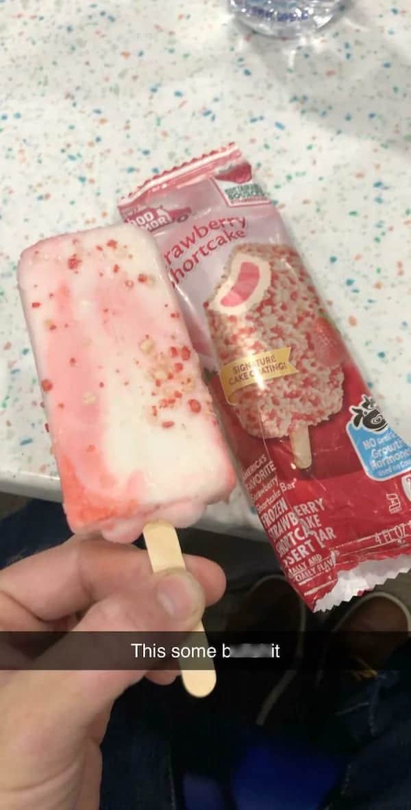 food fails, misleading food packaging, Culinary catastrophes, Restaurant fails, Food presentation disasters