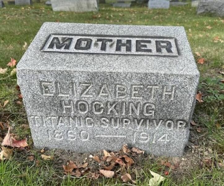 Hilarious tombstones, humorous headstones, funny cemetery inscriptions, Comic tomb etchings, witty headstone sayings, laughter-inducing epitaphs