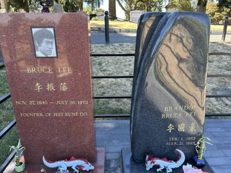 Hilarious tombstones, humorous headstones, funny cemetery inscriptions, Comic tomb etchings, witty headstone sayings, laughter-inducing epitaphs