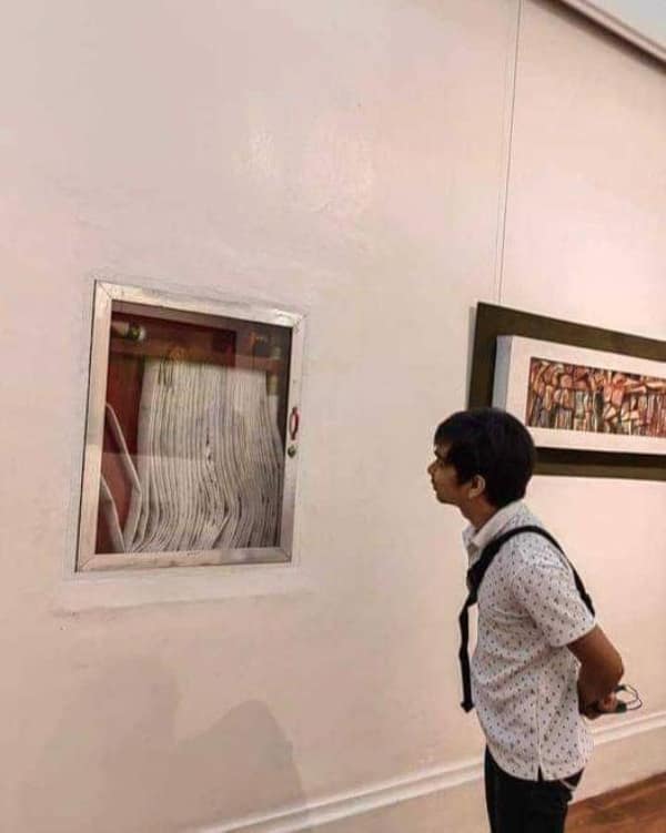 cursed images, weird photos, bizarre pictures, unsettling images, strange photos, peculiar photos, odd pictures, unusual pictures, eerie images, creepy images