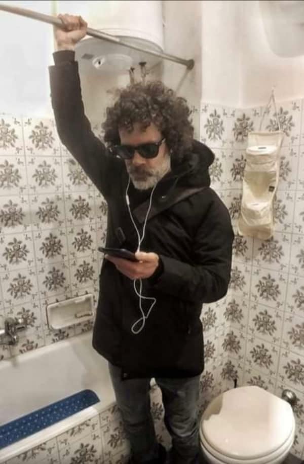 cursed images, weird photos, bizarre pictures, unsettling images, strange photos, peculiar photos, odd pictures, unusual pictures, eerie images, creepy images