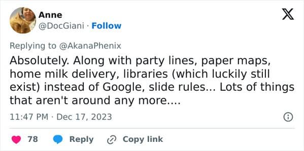 are payphones real, are pay phones real, are payphones real?, funny Twitter thread, generational humor, viral internet debates, amusing Twitter debate, hilarious Twitter conversation, age gap jokes, generational differences comedy
