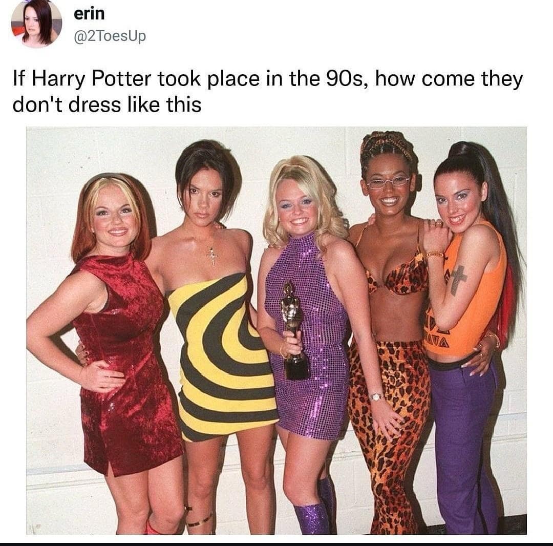 classic memes, vintage memes, viral tweets, internet humor, viral images, meme history, timeless jokes, iconic tweets, viral humor