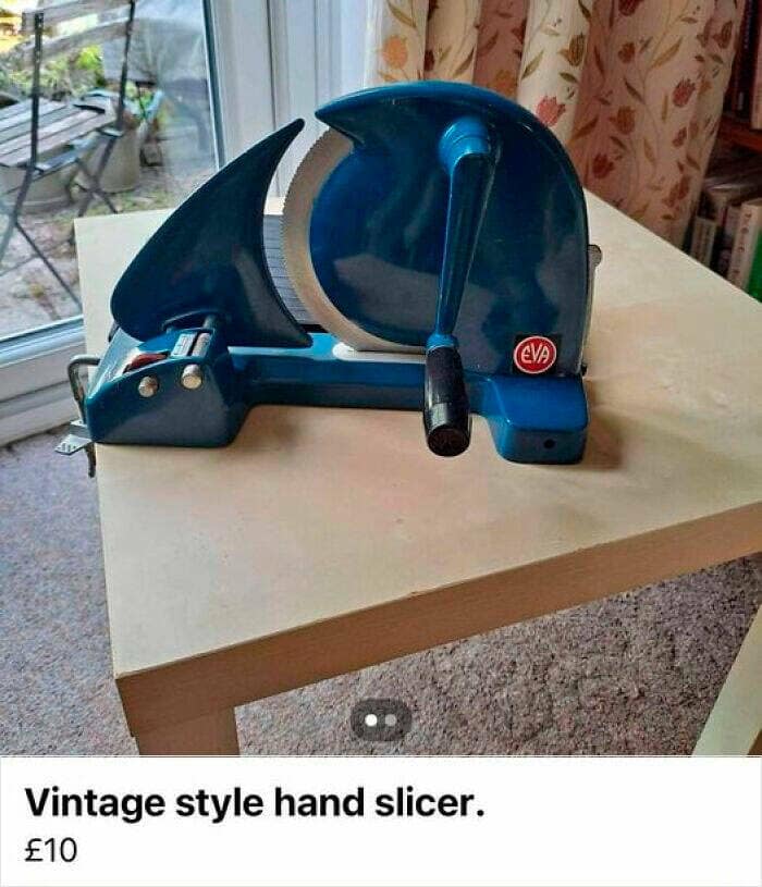 Vintage style hand slicer.