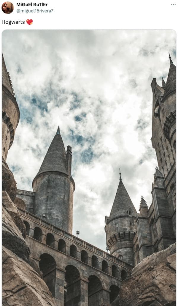 famous movie props, iconic movie sets, movie memorabilia, legendary film props