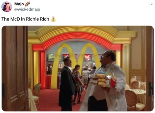 famous movie props, iconic movie sets, movie memorabilia, legendary film props