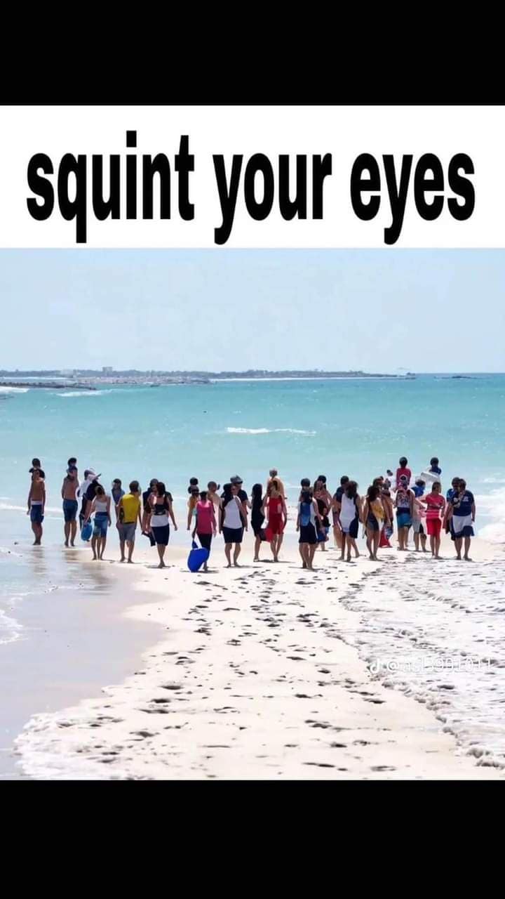 funny pics. squint your eyes