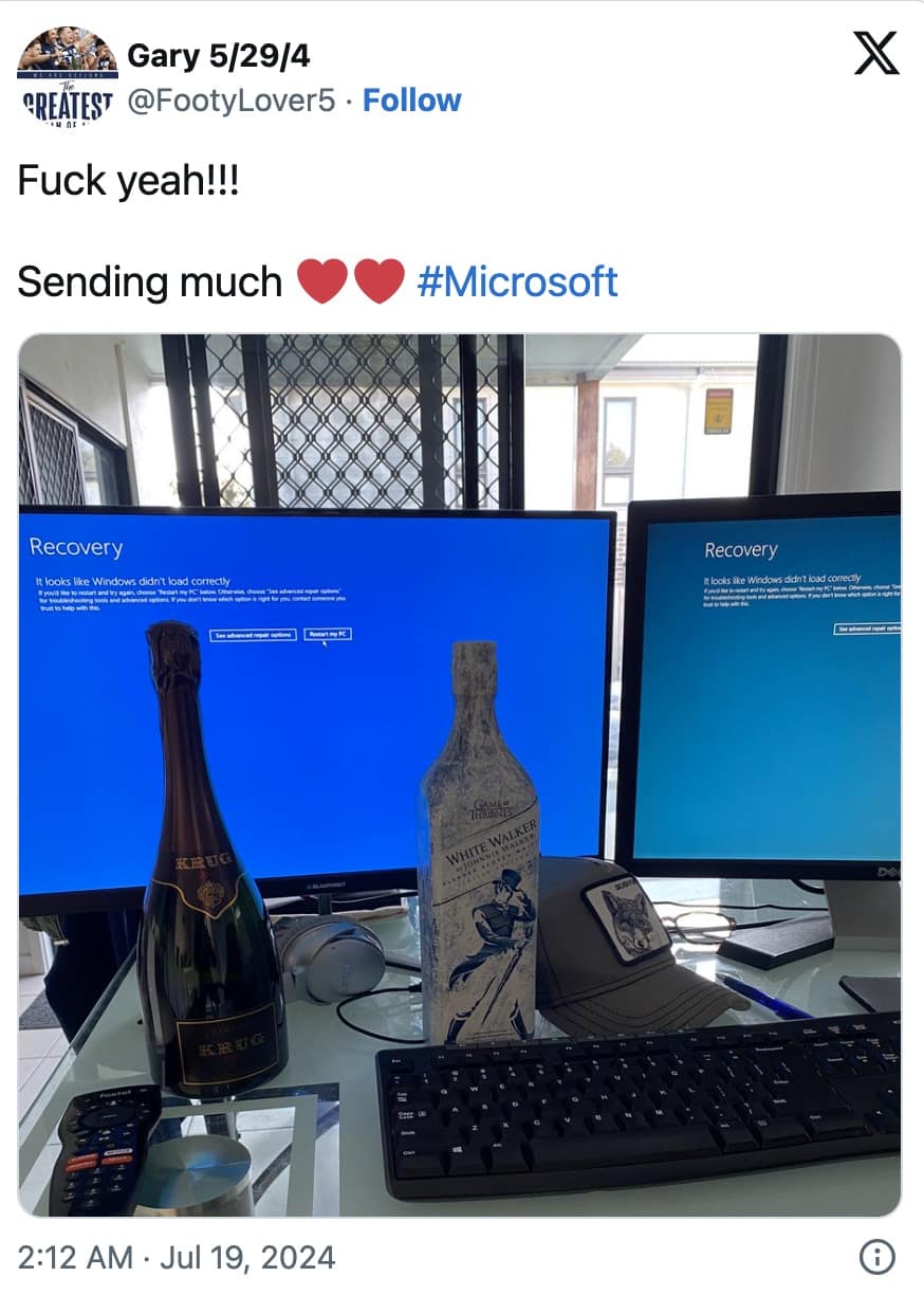 microsoft outage memes, blue screen of death memes, global tech fail humor, IT disaster jokes, Microsoft crash memes, tech outage laughs, system failure humor