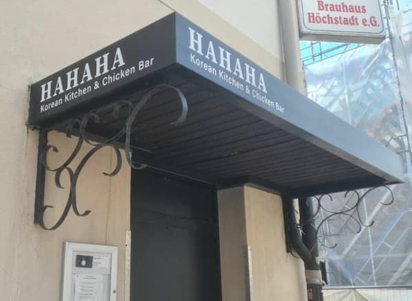 funny signs, Hilarious Signs, Witty Signs, Weird Signs, Humorous Signage, Clever Signs, Bizarre Signage