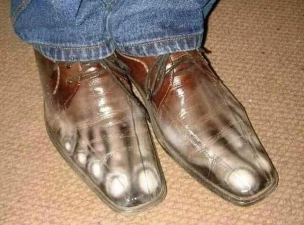 fashion faux pas, weird fashion, funny fashion mistakes, fashion fails, wardrobe malfunctions, style disasters, outfit mistakes, fashion blunders, clothing disasters