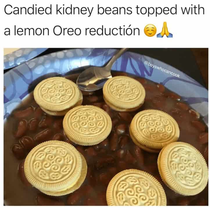 Candied kidney beans topped with a lemon Oreo reductión