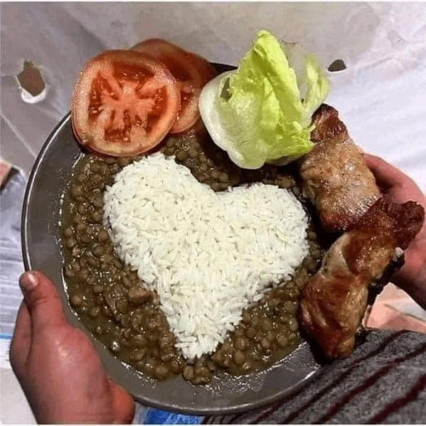 cursed food, weird food combinations, food disasters, bizarre food, food fails, cursed images, unsettling food pictures, odd food pairings, gross food memes