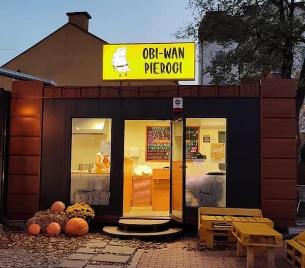 nerd memes, geeky memes, high fantasy enthusiasts, fans of fantasy fiction, science fiction jokes, allusions to sci-fi works