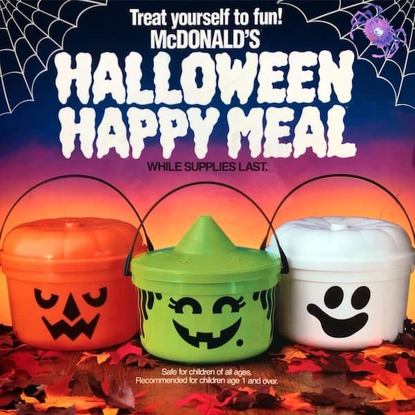 nostalgic candy, classic candy, retro Halloween candy, throwback candy, vintage treats, Halloween nostalgia