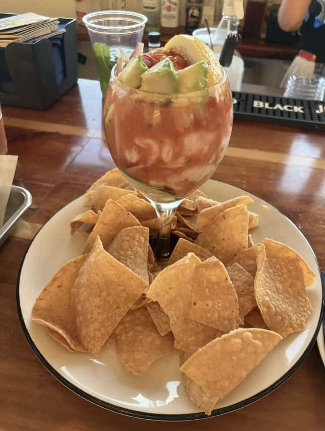 we want plates, plate humor, dining fails, restaurant joke memes, ridiculous food serving