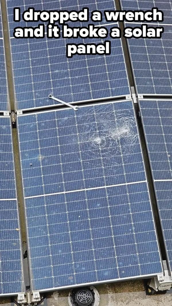 funny fails, hilarious fails, epic fails, fail memes, mishap photos, blunder memes, fail pictures, comedic fails, clumsy moments, funny disasters