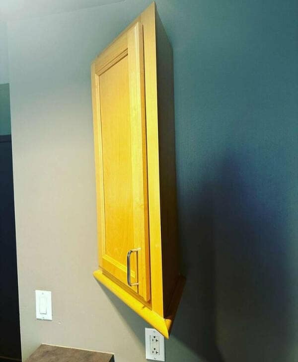 funny real estate listings, weird property listings, strange house listings, unusual home listings, quirky house photos, real estate fails, bizarre decor listings, funny property features, strange housing trends