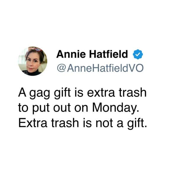 christmas gift memes, holiday memes, gift giving memes, present exchange jokes, token-offering irony, wrapping weirdness