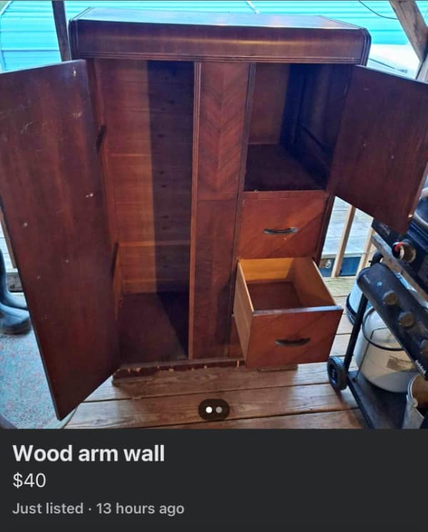 Wood arm wall