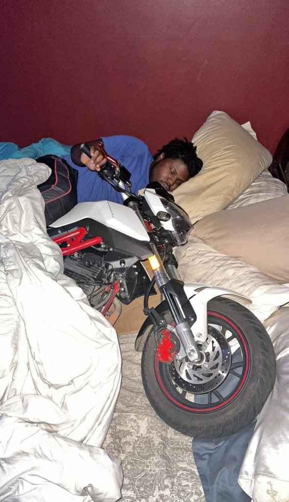 pics that go hard, funny pictures, intense visuals, shocking photography, bold image humor, edgy memes, rebellious comedic angles, subversive humor bits, outwardly radical jokes, radical images, visually extreme pics, mesmerizing snapshots, unorthodox photograph experiences, bizarre photos, uncanny camera captures, weird photography illusions, odd pictorial scenes