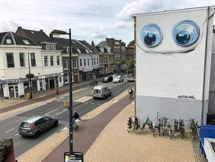 beautiful wall murals, jan is de man, stunning urban artworks, aesthetically pleasing frescoes, visually striking paintings, street art, urban expression, graffiti-inspired pieces, public space artistry, mural artist, large-scale painter, wall art specialist, community art creator, creative paintings, imaginative visuals, artistic renderings, inspired brushwork