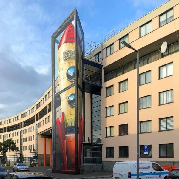 beautiful wall murals, jan is de man, stunning urban artworks, aesthetically pleasing frescoes, visually striking paintings, street art, urban expression, graffiti-inspired pieces, public space artistry, mural artist, large-scale painter, wall art specialist, community art creator, creative paintings, imaginative visuals, artistic renderings, inspired brushwork